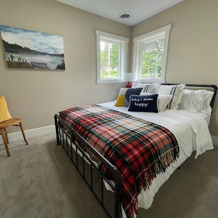 Romantic Cozy Cabin Walk To Lake Hot Tub Bikes Kayaks Grill Onalaska Esterno foto