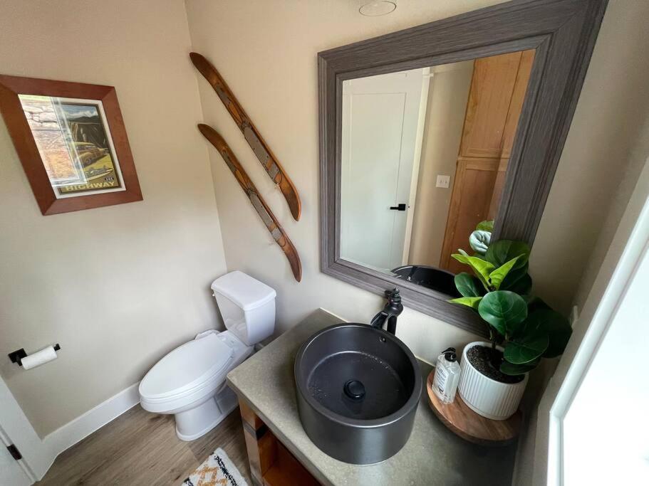 Romantic Cozy Cabin Walk To Lake Hot Tub Bikes Kayaks Grill Onalaska Esterno foto