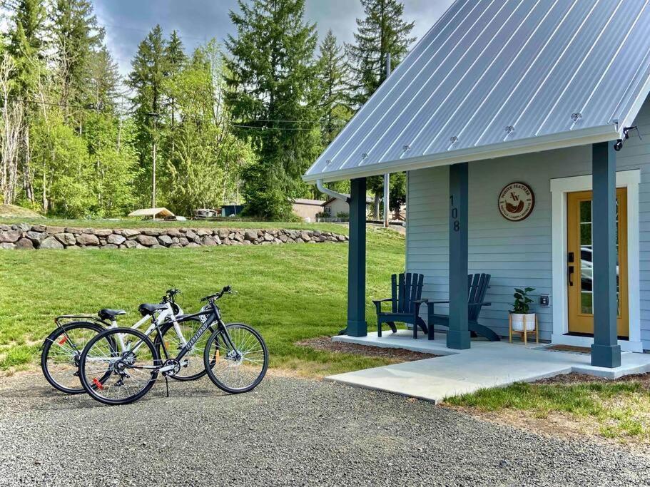 Romantic Cozy Cabin Walk To Lake Hot Tub Bikes Kayaks Grill Onalaska Esterno foto